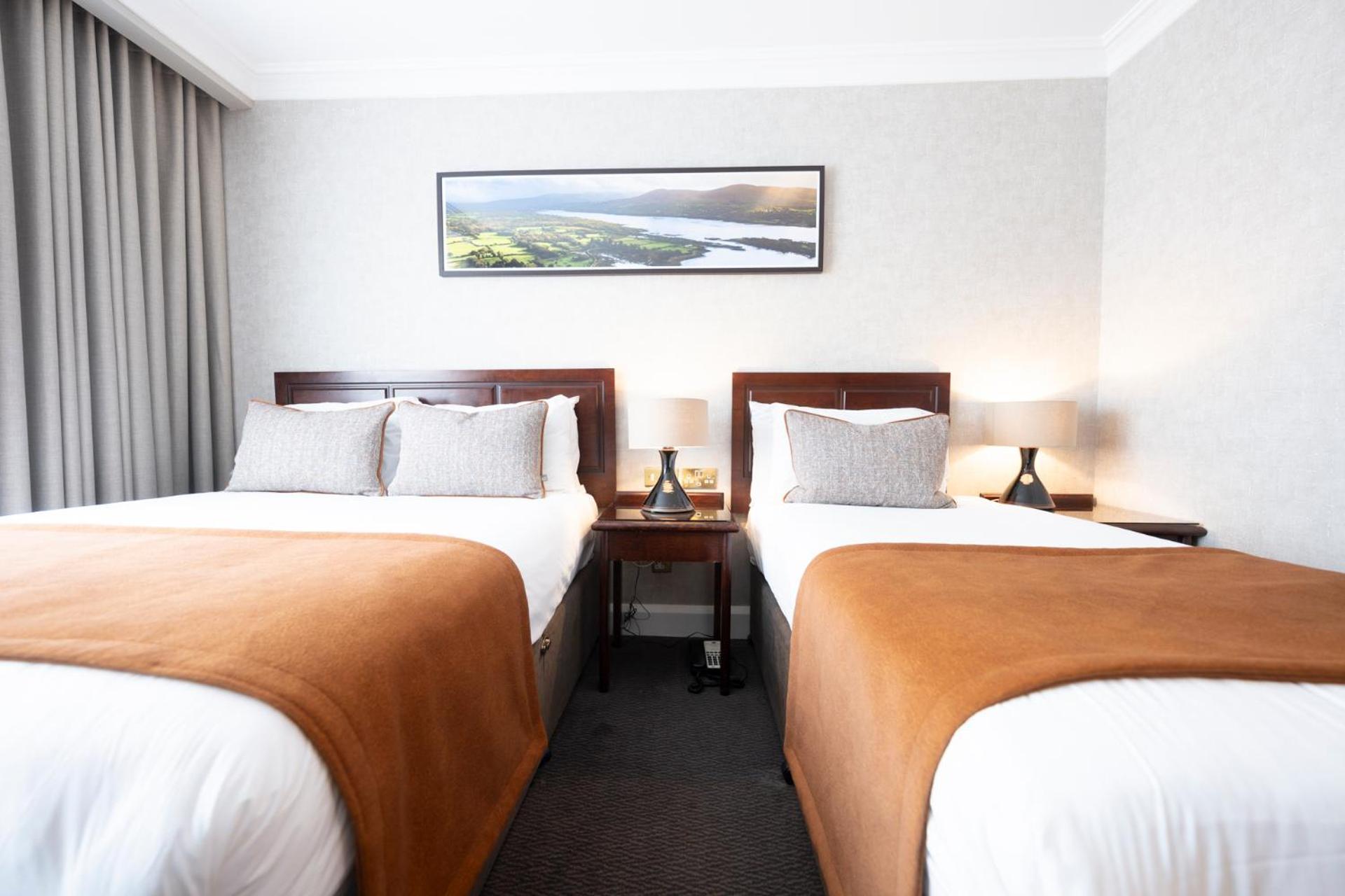 The Kenmare Bay Hotel & Luxury Lodges Resort Eksteriør billede