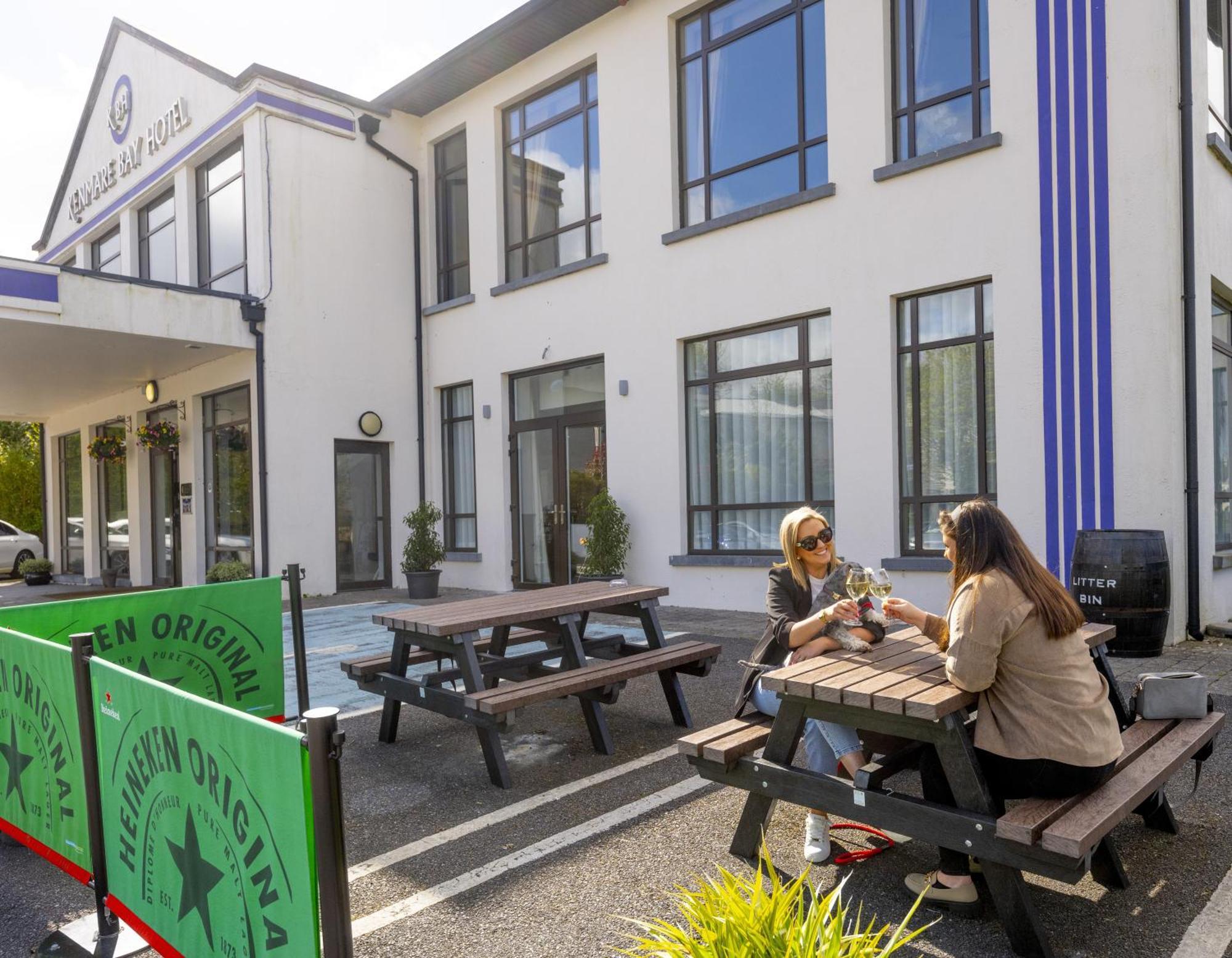 The Kenmare Bay Hotel & Luxury Lodges Resort Eksteriør billede